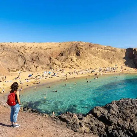 Acomari فيلة بلايا بلانكا